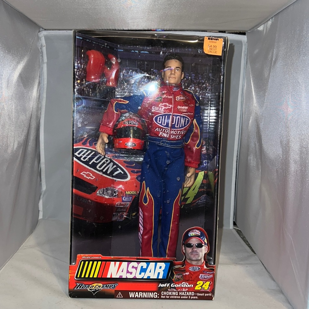 2003 Jeff Gordon Road Champs action figure in original box
